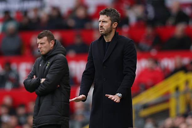 Michael Carrick trong trận thắng Manchester City tại Old Trafford