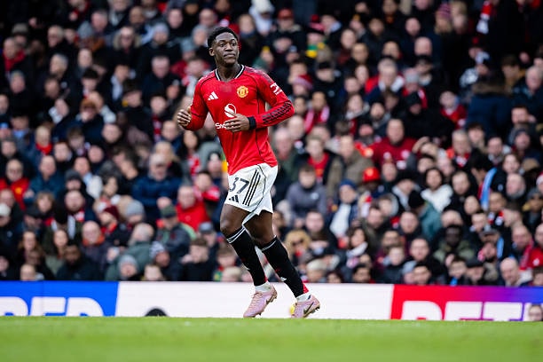 Kobbie Mainoo chơi ấn tượng trước Manchester City.
