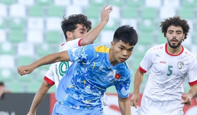 Nguyễn Lê Phát ghi bàn trong trận giao hữu với U23 Syria
