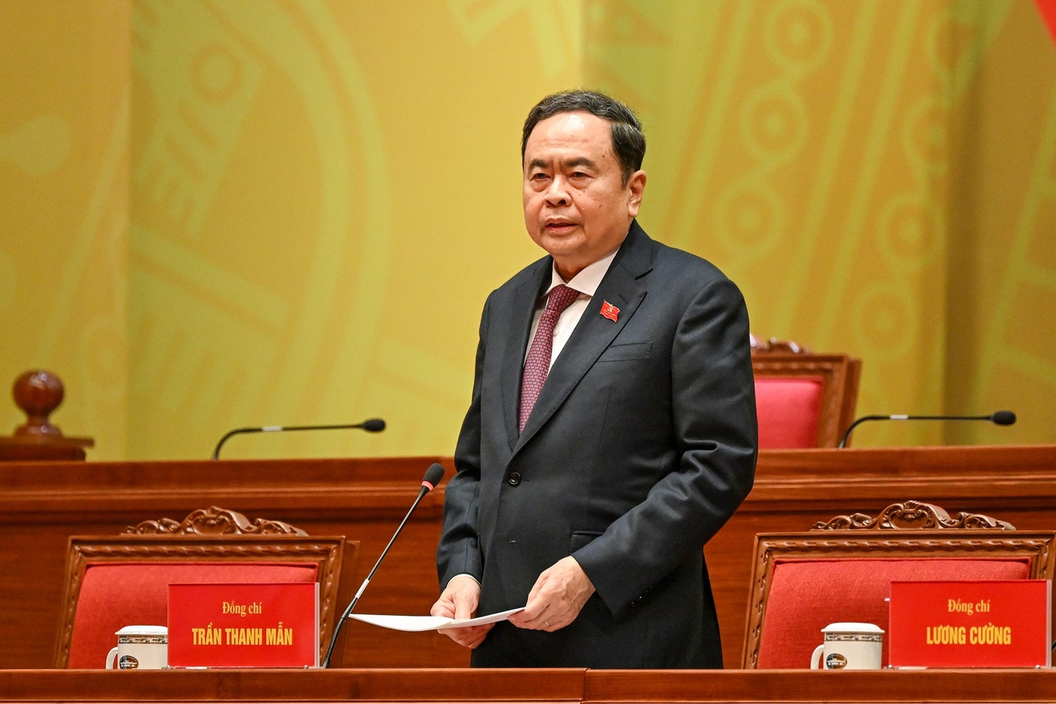 Đồng chí Trần Thanh Mẫn, Ủy viên Bộ Chính trị, Chủ tịch Quốc hội điều hành phiên họp.