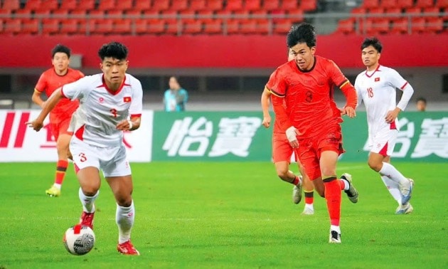Báo Trung Quốc ám ảnh công tác trọng tài trước thềm đối đầu U23 Việt Nam.