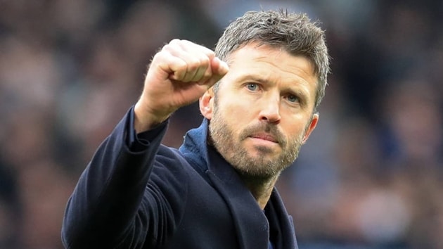 Ban lãnh đạo Manchester United đang cân nhắc tương lai của Michael Carrick trước áp lực tìm kiếm HLV mới.