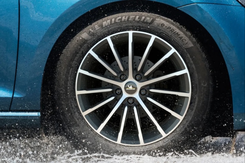 Mô-men xoắn tức thì trên xe điện gây áp lực lớn cho lốp khi tăng tốc