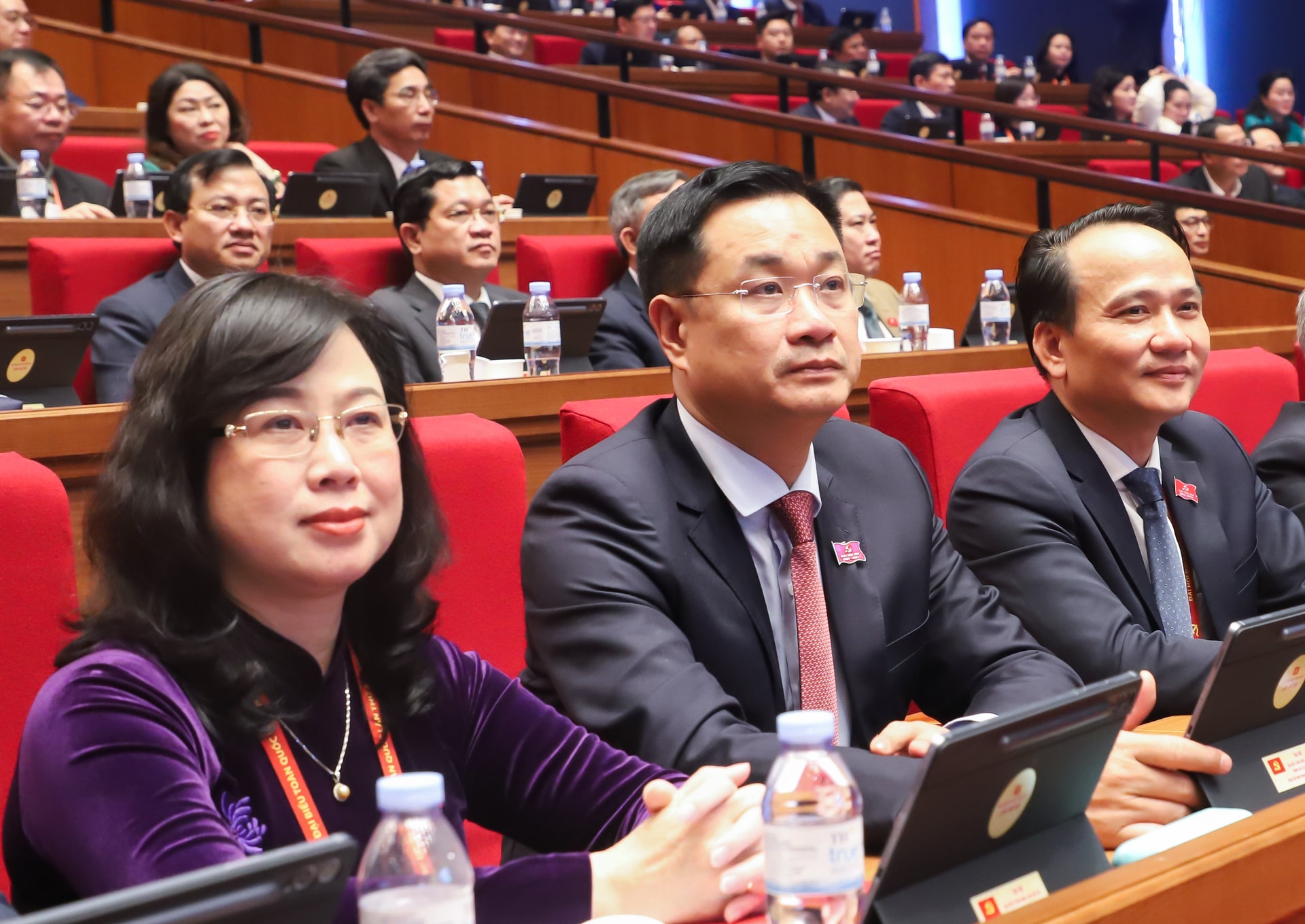 BI THU 2