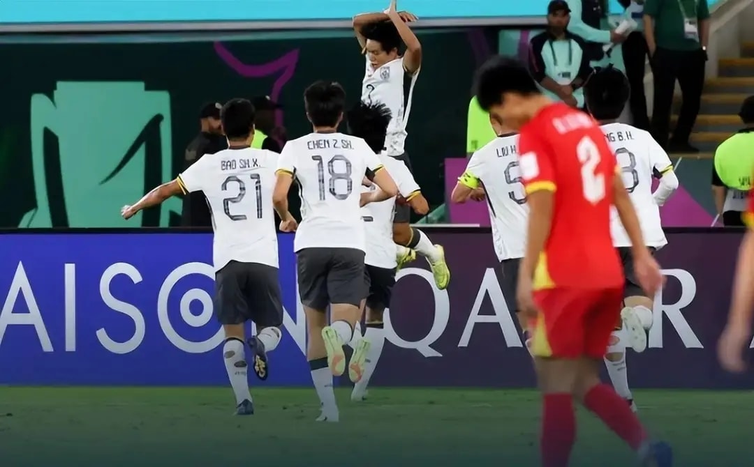 U23 Việt Nam thua đậm U23 Trung Quốc ở trận bán kết tại giải U23 châu Á 2026.