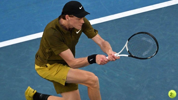Jannik Sinner ăn mừng chiến thắng tại vòng 1 Australian Open 2026