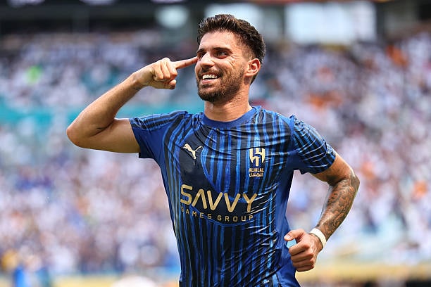 Ruben Neves được cho là đã sẵn sàng gia nhập Man Utd để thay thế Casemiro.