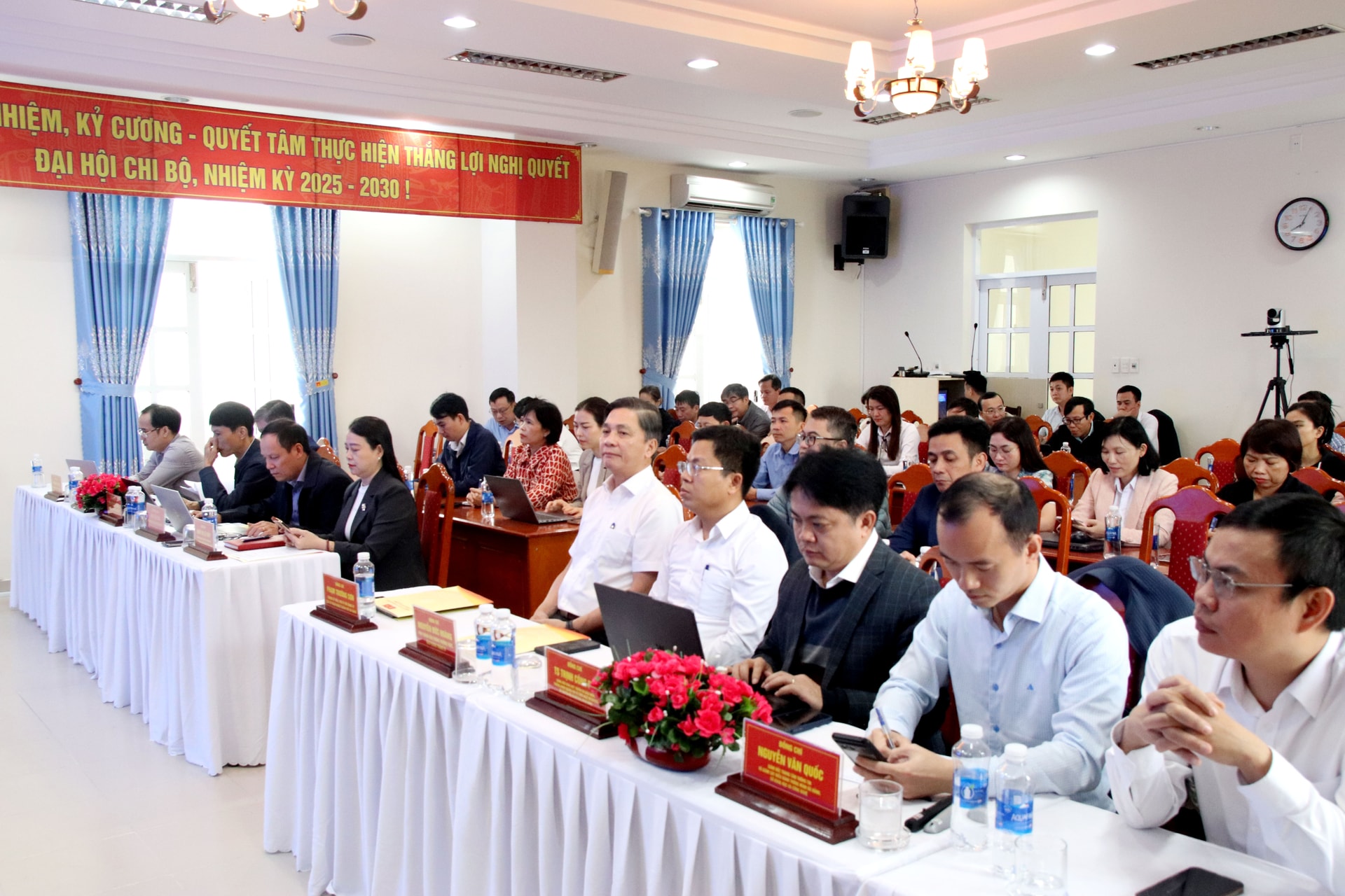 Các đại biểu tham dự hội nghj. Ảnh: TRỌNG HUY