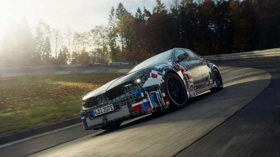 Nguyên mẫu BMW M3 điện trong quá trình thử nghiệm âm thanh mô phỏng