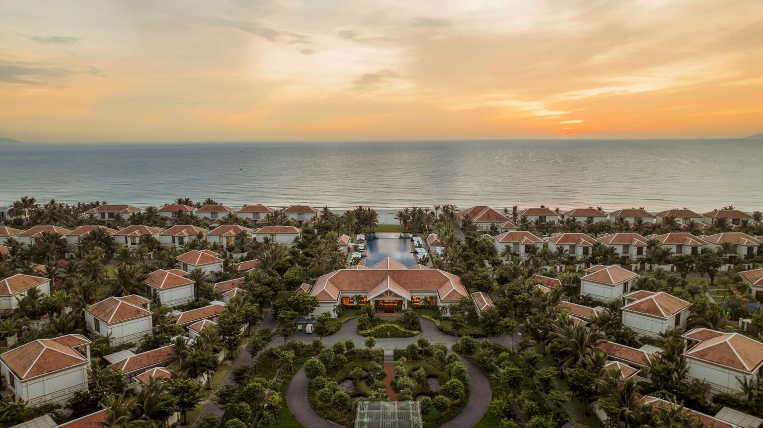 fusion-resort-villas-da-nang-khu-nghi-duong-dau-tien-tai-viet-nam-dat-chung-nhan-diem-den-du-lich-cham-soc-suc-khoe-1536x862.jpg