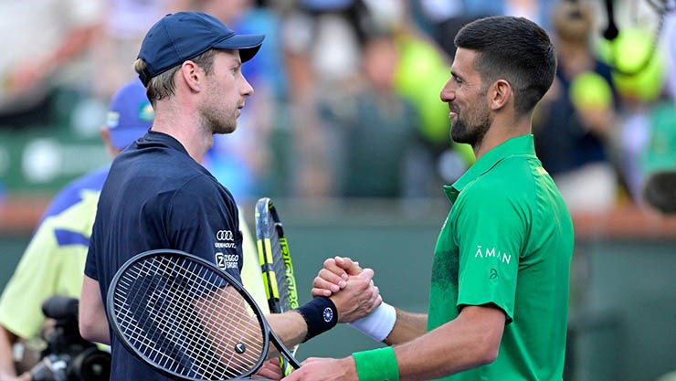 Novak Djokovic thi đấu tập trung trước Van De Zandschulp tại Australian Open