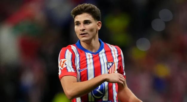 Arsenal cần chi đậm để chiêu mộ Julian Alvarez từ Atletico Madrid.