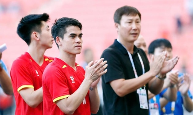 Khuất Văn Khang thành công rực rỡ với bóng đá trẻ Việt Nam