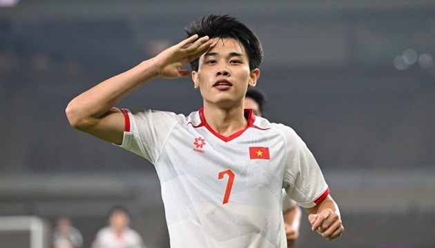 Nguyễn Đình Bắc ăn mừng bàn thắng tại giải U23 châu Á.