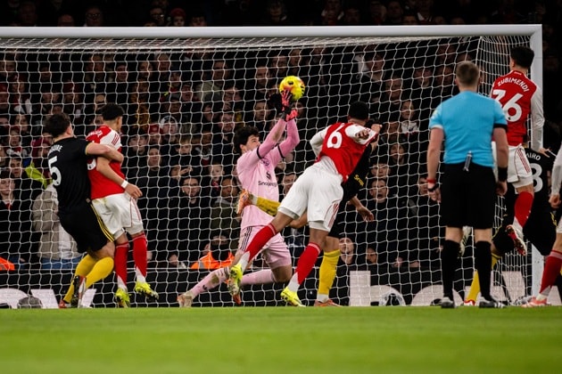 Pha cứu thua xuất sắc của Lammens trước các chân sút Arsenal