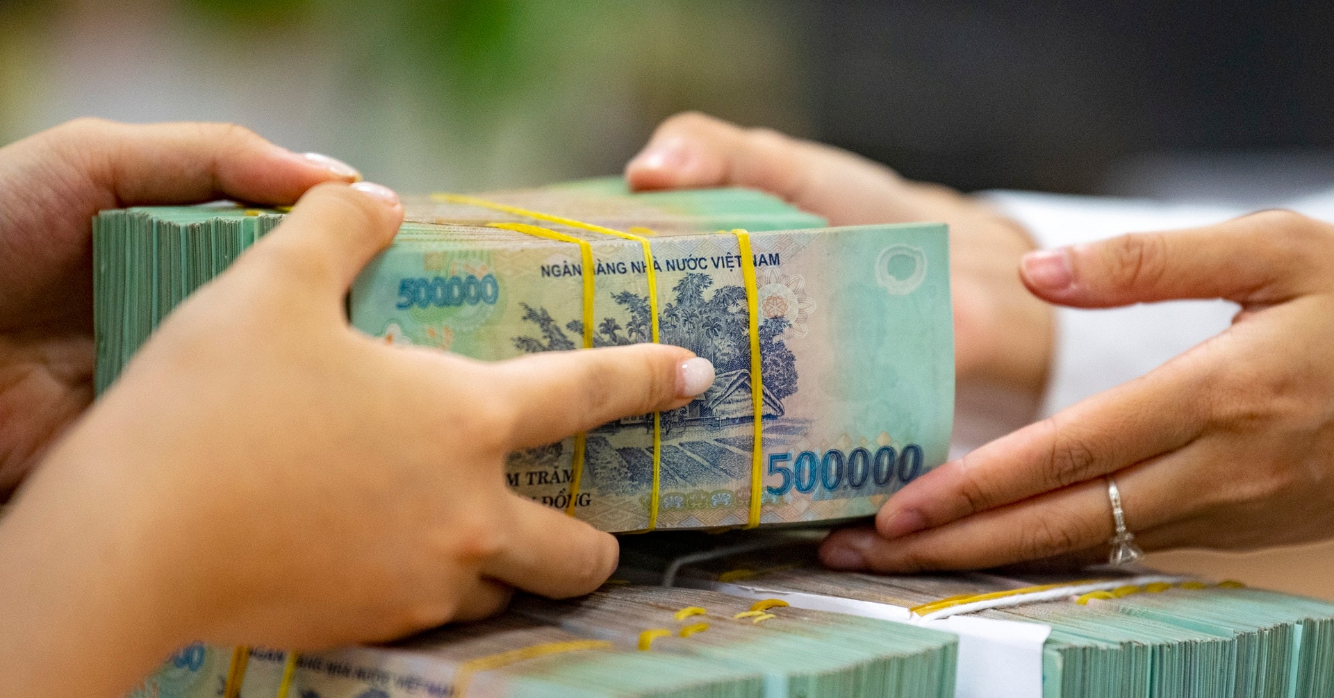Lãi suất huy động tiếp tục tăng trong ngày 27/1/2026