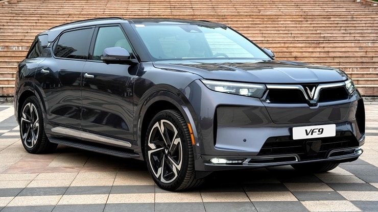 Ngoại thất VinFast VF 9 toát lên vẻ uy lực và sang trọng của một mẫu SUV điện đầu bảng