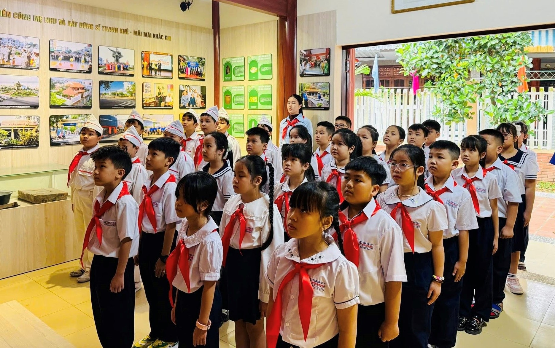 ថ្ងៃទី ២៩ ខែមករា ង្វៀន ត្រុង ត្រុក