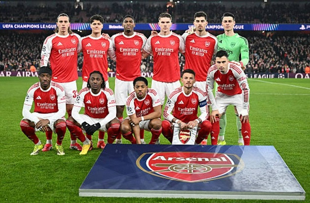 Arsenal đứng đầu bảng xếp hạng Champions League với thành tích 24 điểm tuyệt đối.