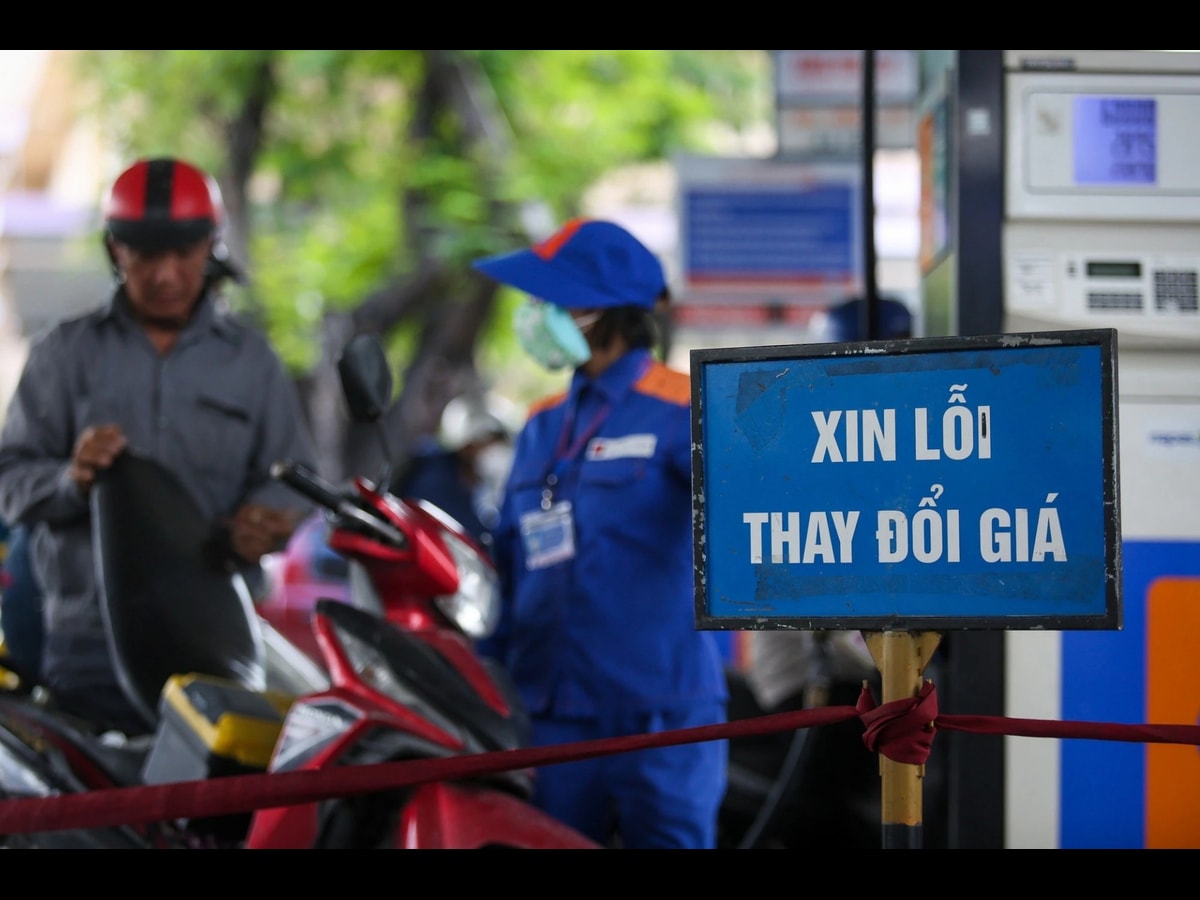 Dự báo giá xăng dầu chiều nay 29/1 đảo chiều tăng mạnh