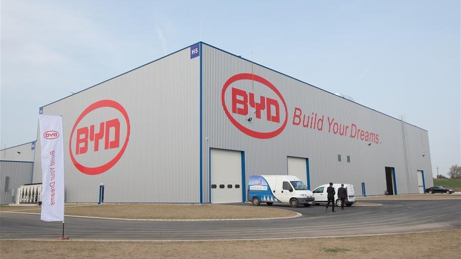 Lễ ký kết giữa BYD và Kim Long Motors cho dự án nhà máy pin tại Việt Nam