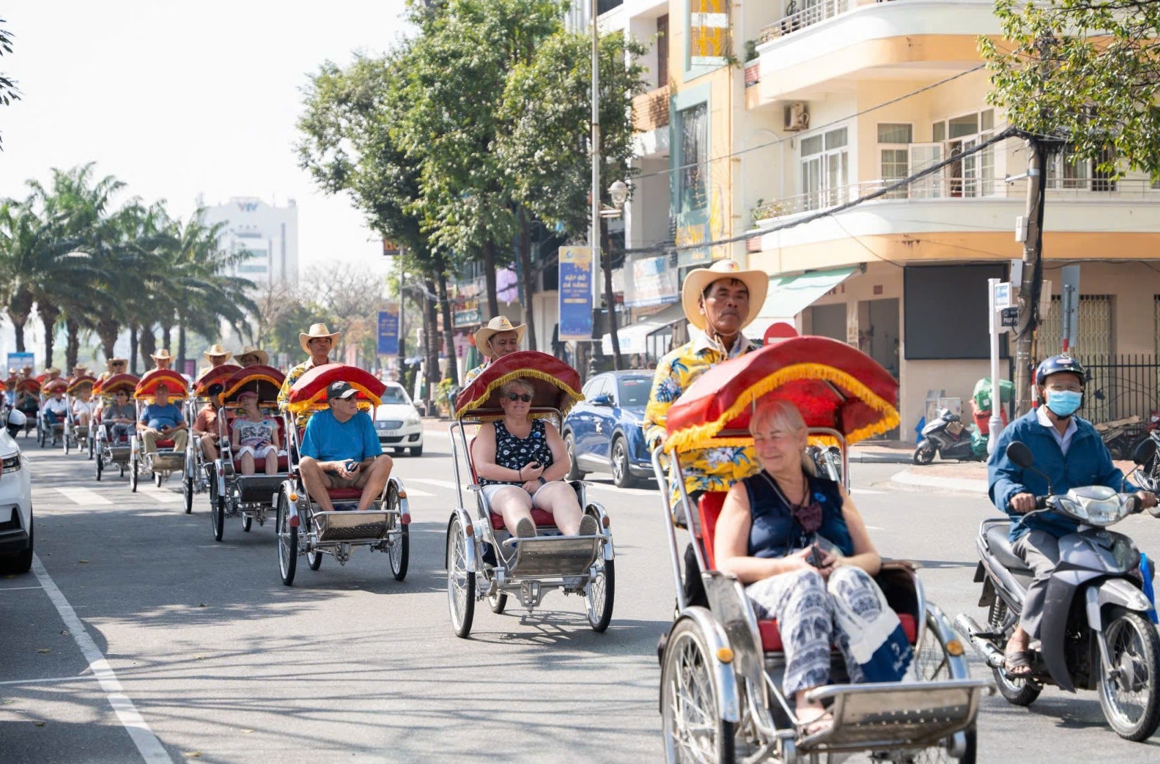 Da Nang cyclo drivers: Street storytellers bringing local culture