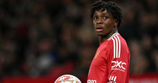 Man Utd đang rà soát thị trường để tìm phương án thay thế khẩn cấp cho Patrick Dorgu