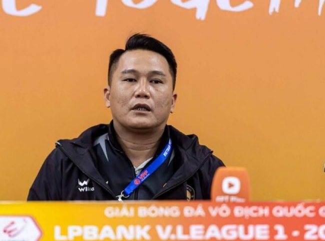 HLV Mai Xuân Hợp thừa nhận đội nhà khó khăn.