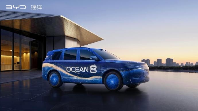 Hình ảnh thực tế bộ đôi BYD Seal 08 và Sea Lion 08 lộ diện với khả năng đánh lái bánh sau