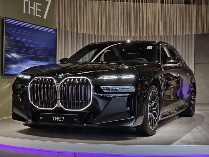 BMW X7 thế hệ mới dự kiến sở hữu ngoại thất hai tông màu sang trọng
