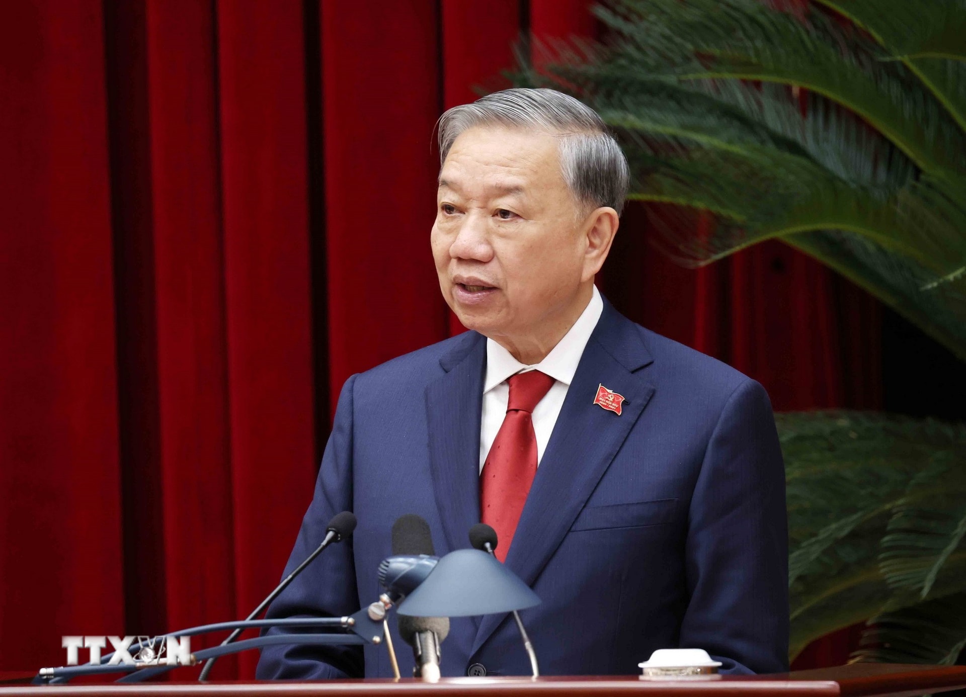 ttxvn-tong-bi-thu-to-lam-1.jpg