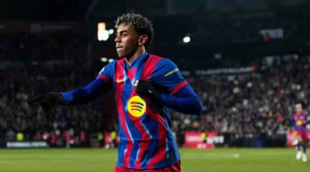 Yamal mở đầu cho chiến thắng của Barca.