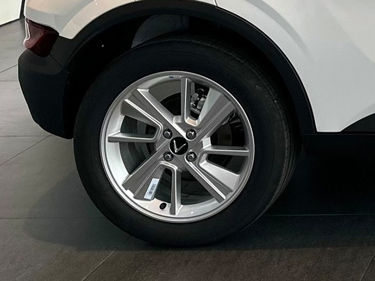 Đuôi xe VinFast VF 5