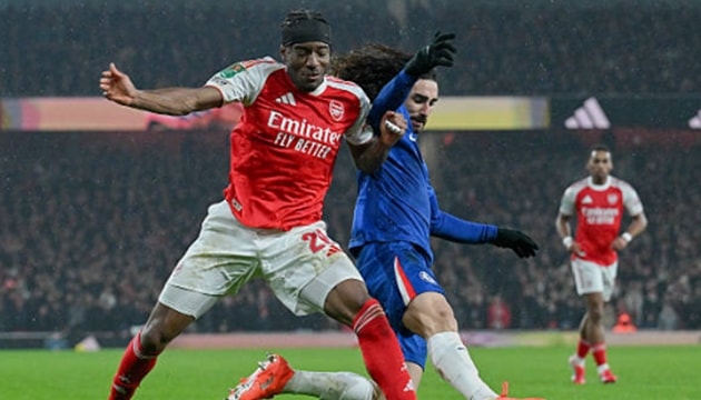 Arsenal đánh bại Chelsea với tỷ số tối thiểu để tiến vào chung kết Carabao Cup