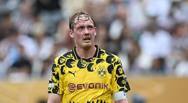 Julian Brandt sở hữu kỹ thuật và khả năng tạo đột biến ấn tượng từ hành lang cánh.
