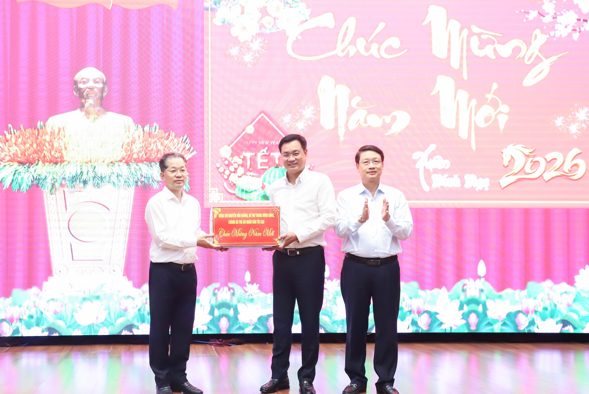 chu tet