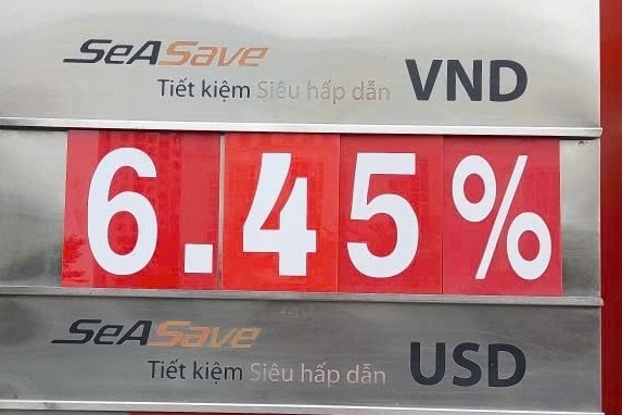 Thị trường lãi suất ngân hàng biến động mạnh cuối năm