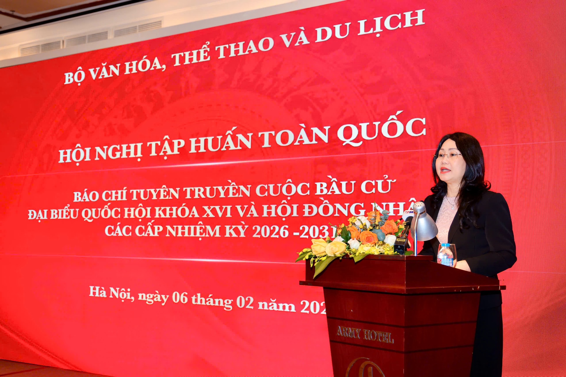 Thứ trưởng Thường trực Bộ Văn hóa, Thể thao và Du lịch Lâm Thị Phương Thanh phát biểu khai mạc hội nghị tập huấn. Ảnh: BTC