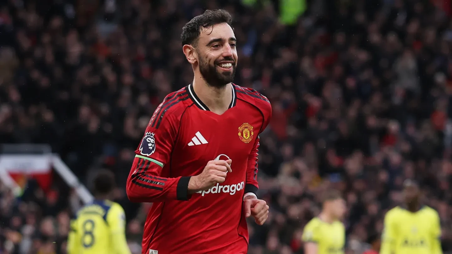 Manchester United đang trình diễn lối chơi gắn kết và bùng nổ hơn.