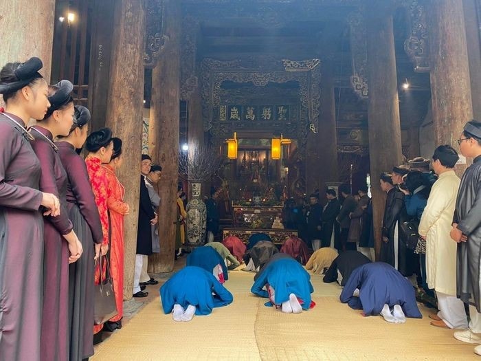 Không gian đình Kim Ngân nơi diễn ra lễ dựng cây nêu