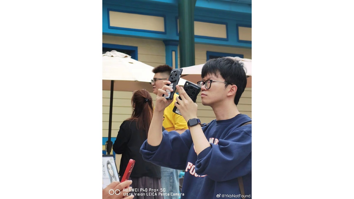 Cụm camera sau của OPPO Find X9 Ultra lộ diện qua ảnh chụp thực tế