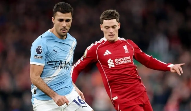 Rodri duy trì sự ổn định nơi tuyến giữa của Manchester City.
