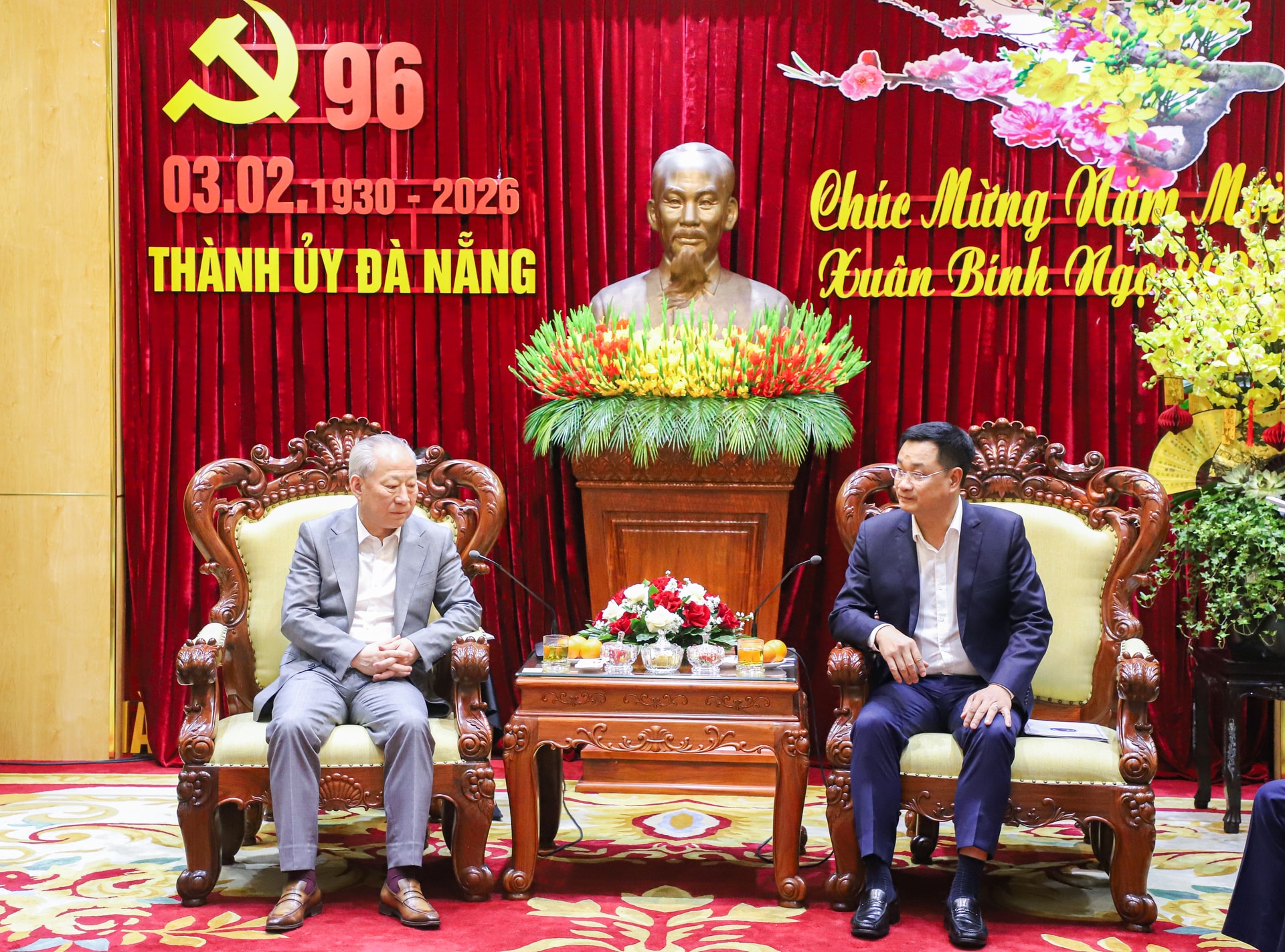 10-2 bi thu tiep doanh nghiep