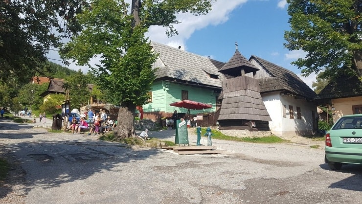 Một góc đường tại làng Vlkolinec