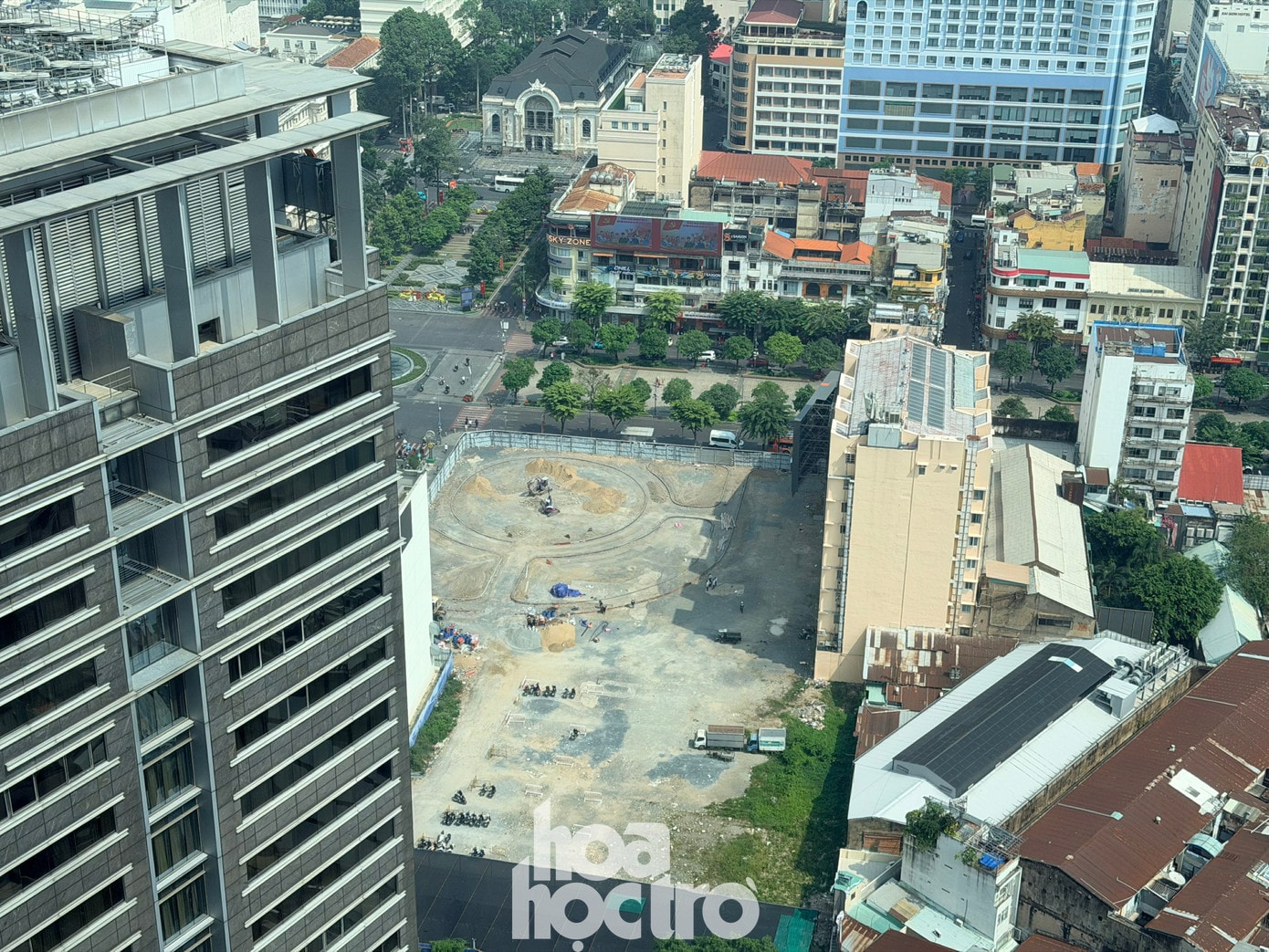 Khu vực Thương xá Tax cũ đang được chỉnh trang thành công viên