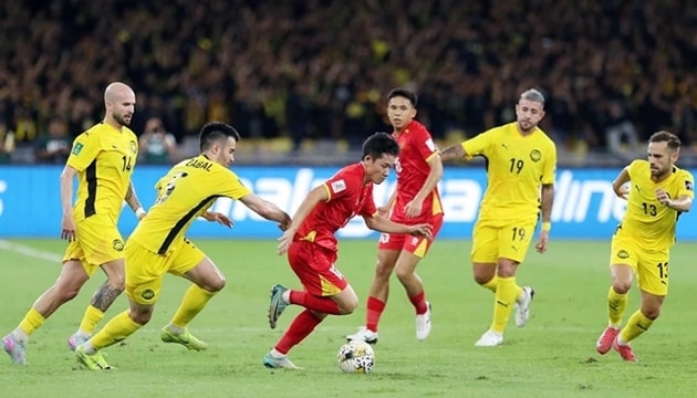 Trận đấu giữa Malaysia và Việt Nam tại vòng loại Asian Cup 2027.