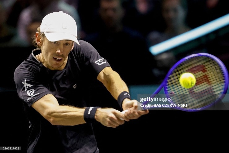 Alex De Minaur ăn mừng chức vô địch tại Rotterdam Open 2026