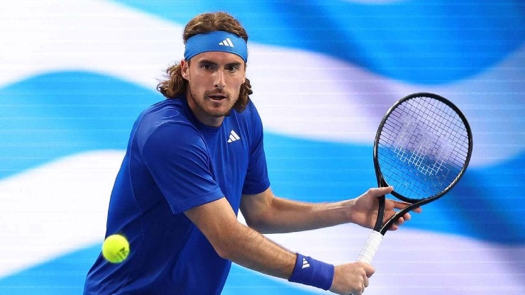 Tsitsipas được đánh giá cao hơn đối thủ