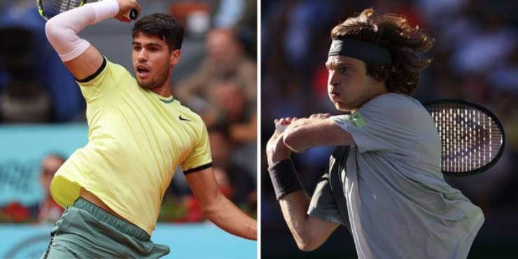 Alcaraz (trái) đối đầu Rublev (phải) tại bán kết Qatar Open 2026.