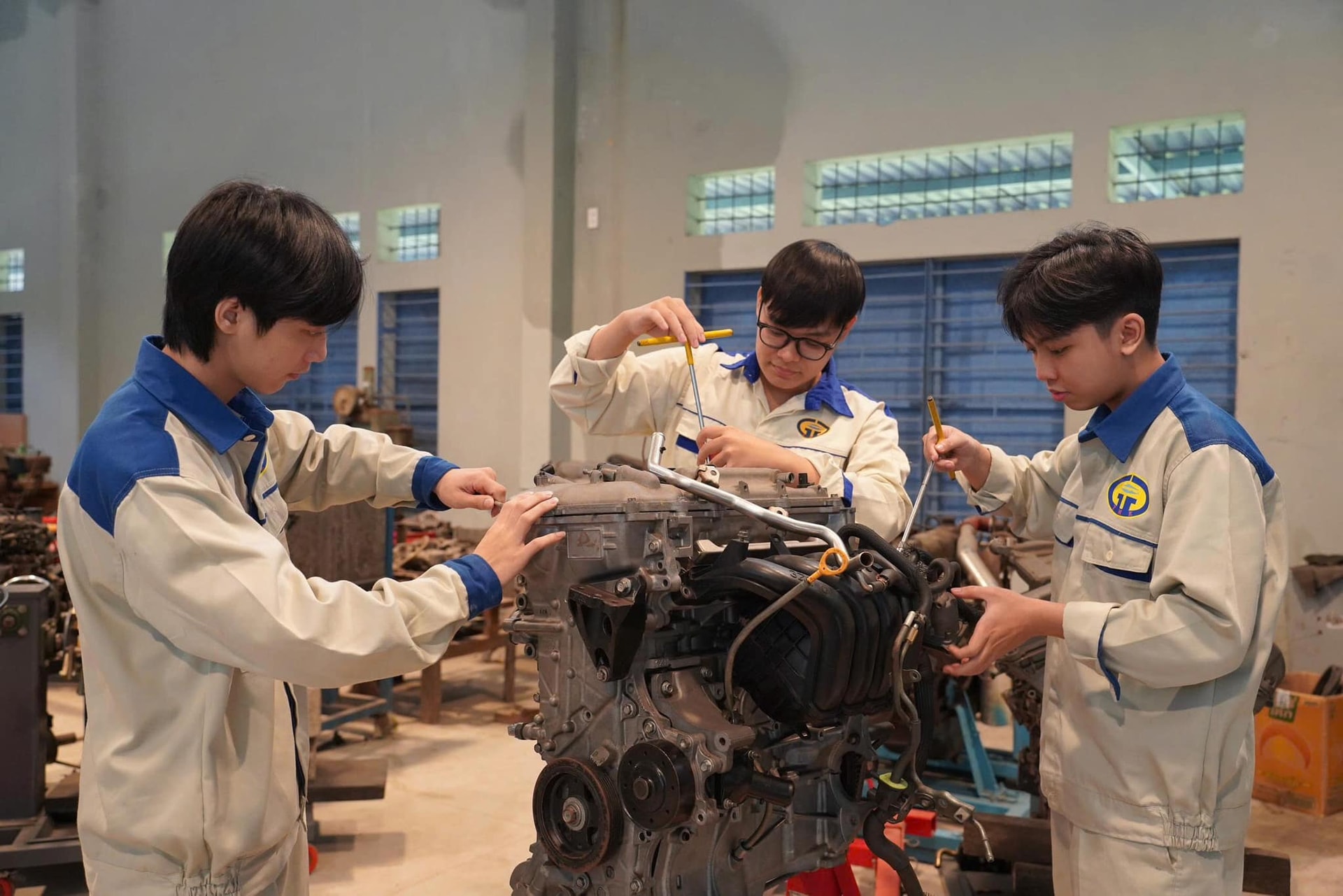 24-2, tuyển sinh 3